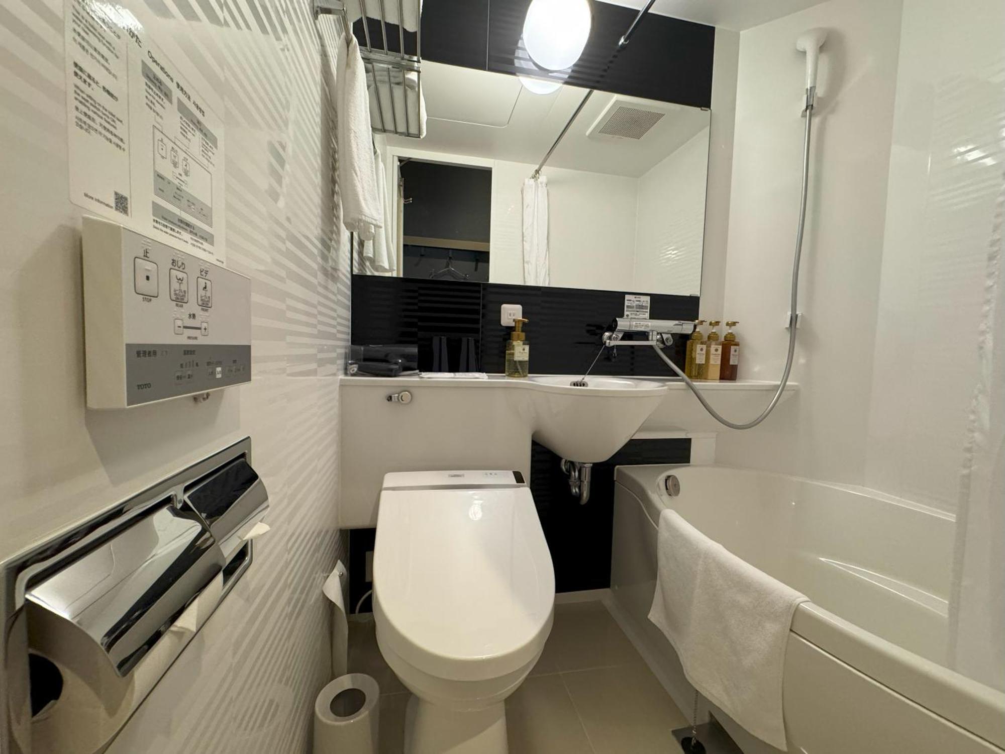 Travelodge Kyoto Shijo Omiya ภายนอก รูปภาพ